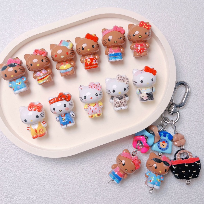 Model Kit Mobil - Cartoon Anime Sanrio Cute Hello Kitty