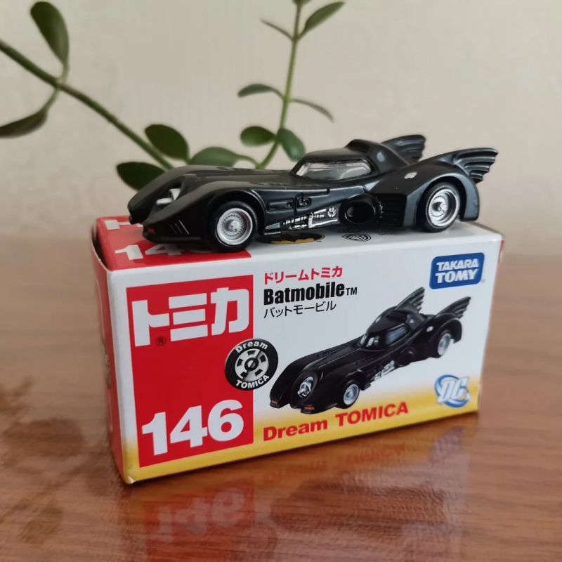 Takara Tomy Tomica Marvel DC B - Model Kit Batman reseña y precio