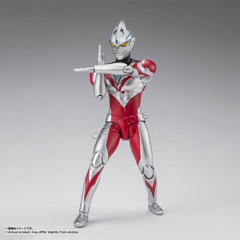 【In stock】Bandai Original SHF  - Model Kit Ultraman reseña y precio