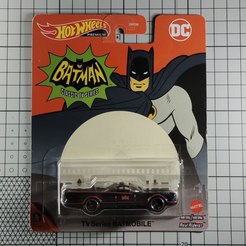 In Stock Hot Wheels Car Cultur - Model Kit Batman reseña y precio