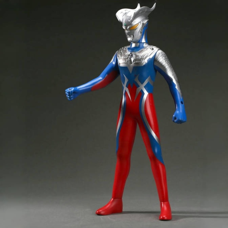 Bandai Ultraman Zero Voice Ult - Model Kit Ultraman reseña y precio