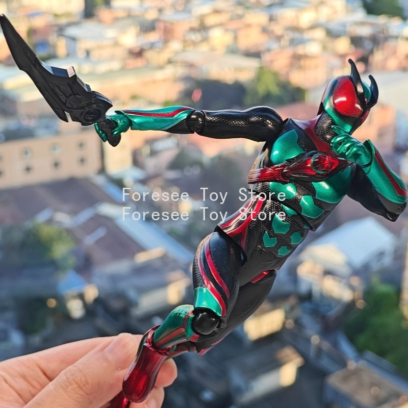 Genuine Kamen Rider Zeztz Supe - Model Kit Kamen Rider reseña y precio