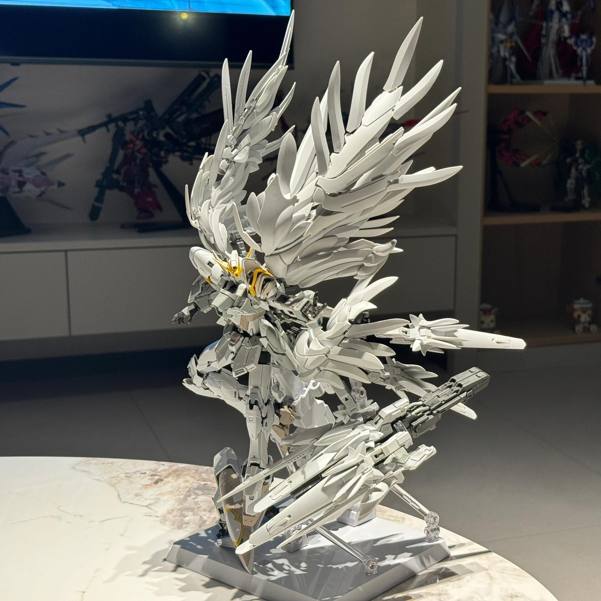 In Stock Daban 8827 Wing Zero  - Model Kit Daban reseña y precio