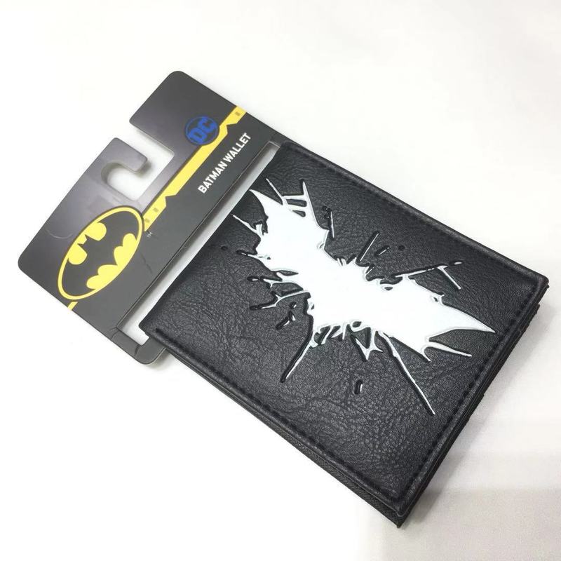 DC Batman Superhero Bifold PU  - Model Kit Batman reseña y precio