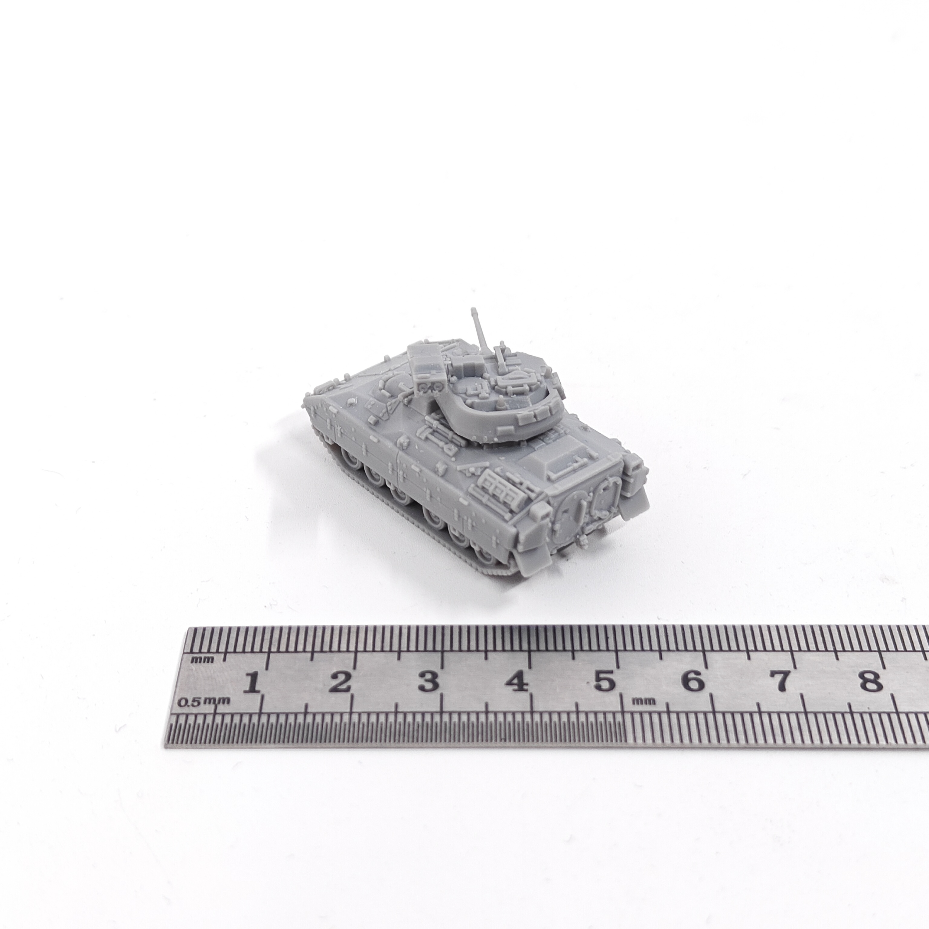 1/144 Scale M3A1 Bradley Caval - Model Kit Lancelot reseña y precio