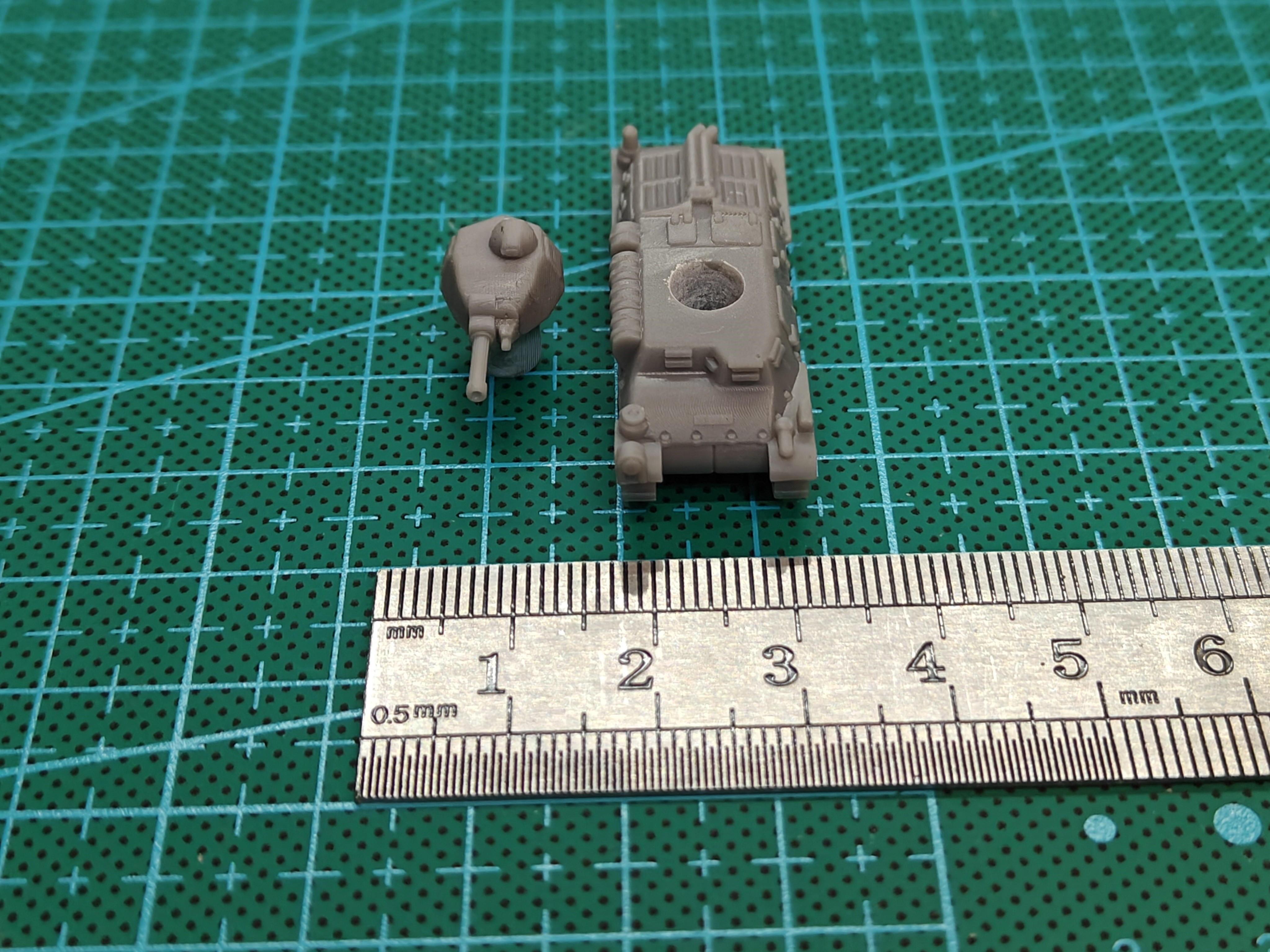 1/144 Scale Somua s35 Tank  MO - Model Kit Entry Grade reseña y precio