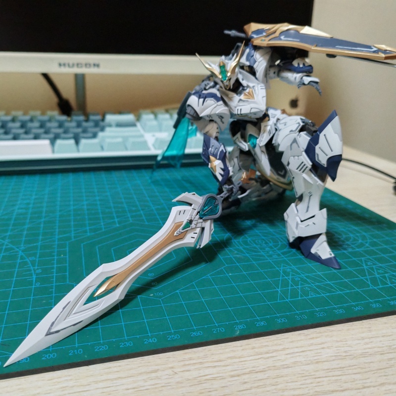 In Stock SNAA HG Tristan Assem - Model Kit Snaa reseña y precio