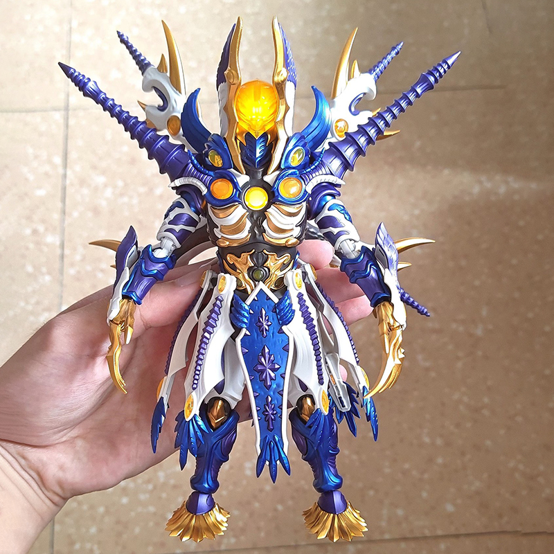 Third Form Action Figure Ultra - Model Kit Ultraman reseña y precio