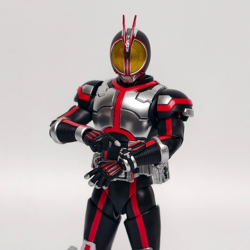 In Stock! FREAKMAN 1/12 Kamen  - Model Kit Kamen Rider reseña y precio