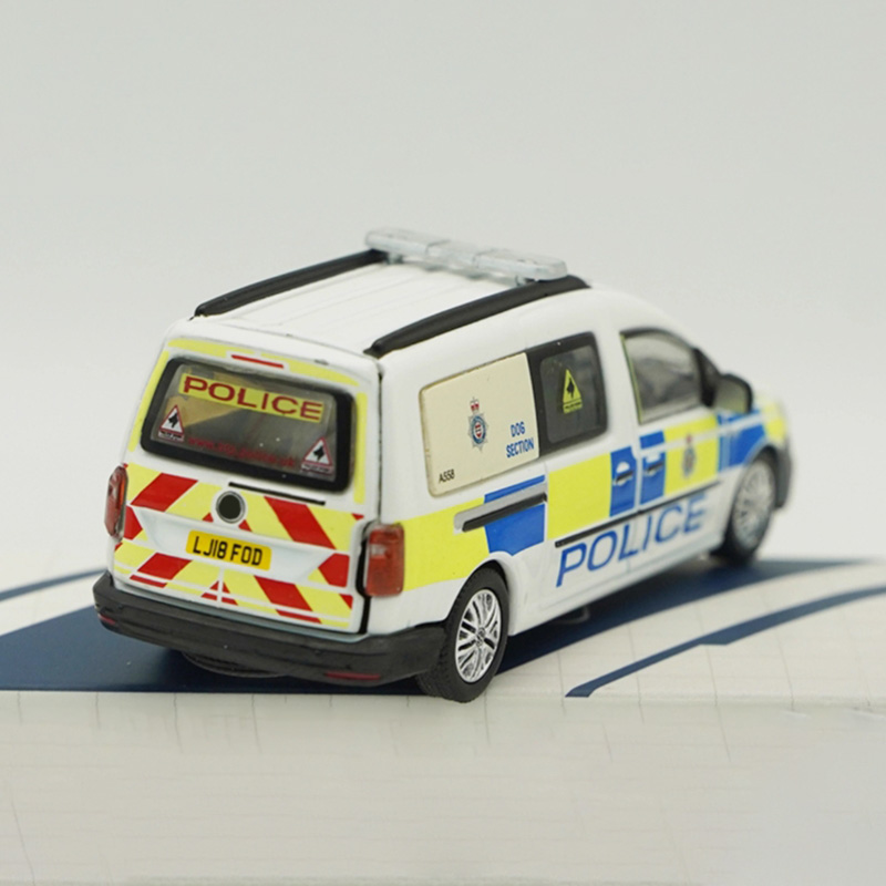 ERA CAR Diecast 1:64 Scale Cad - Model Kit In Era reseña y precio