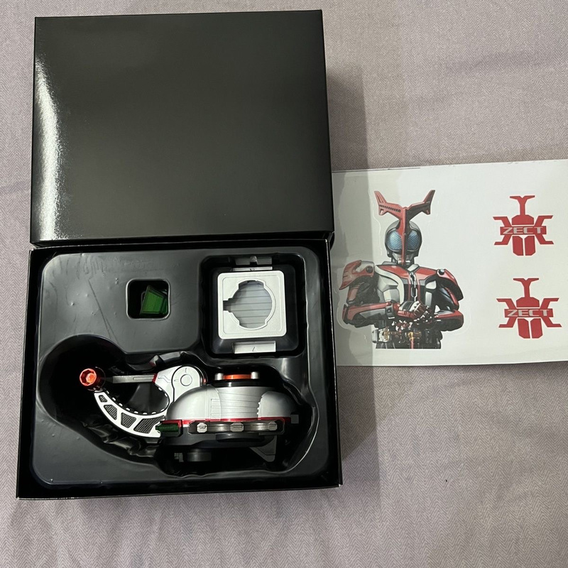 Kamen Rider Wasp Bracelet Tran - Model Kit Kamen Rider reseña y precio