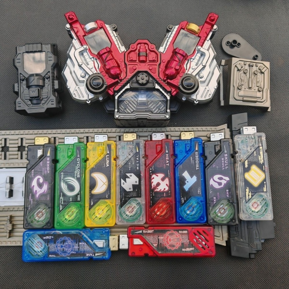 Bandai Kamen Rider W Belt Doub - Model Kit Kamen Rider reseña y precio